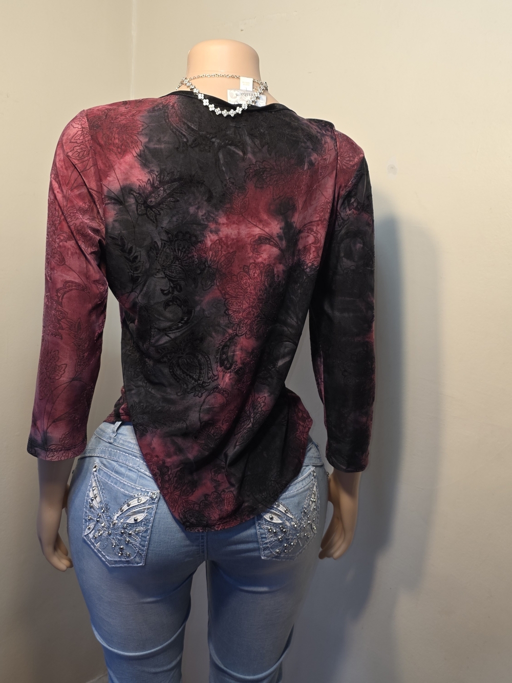 ☆Dressbarn Pink and Black Patterned Peplum Top☆ - Picture 3 of 4